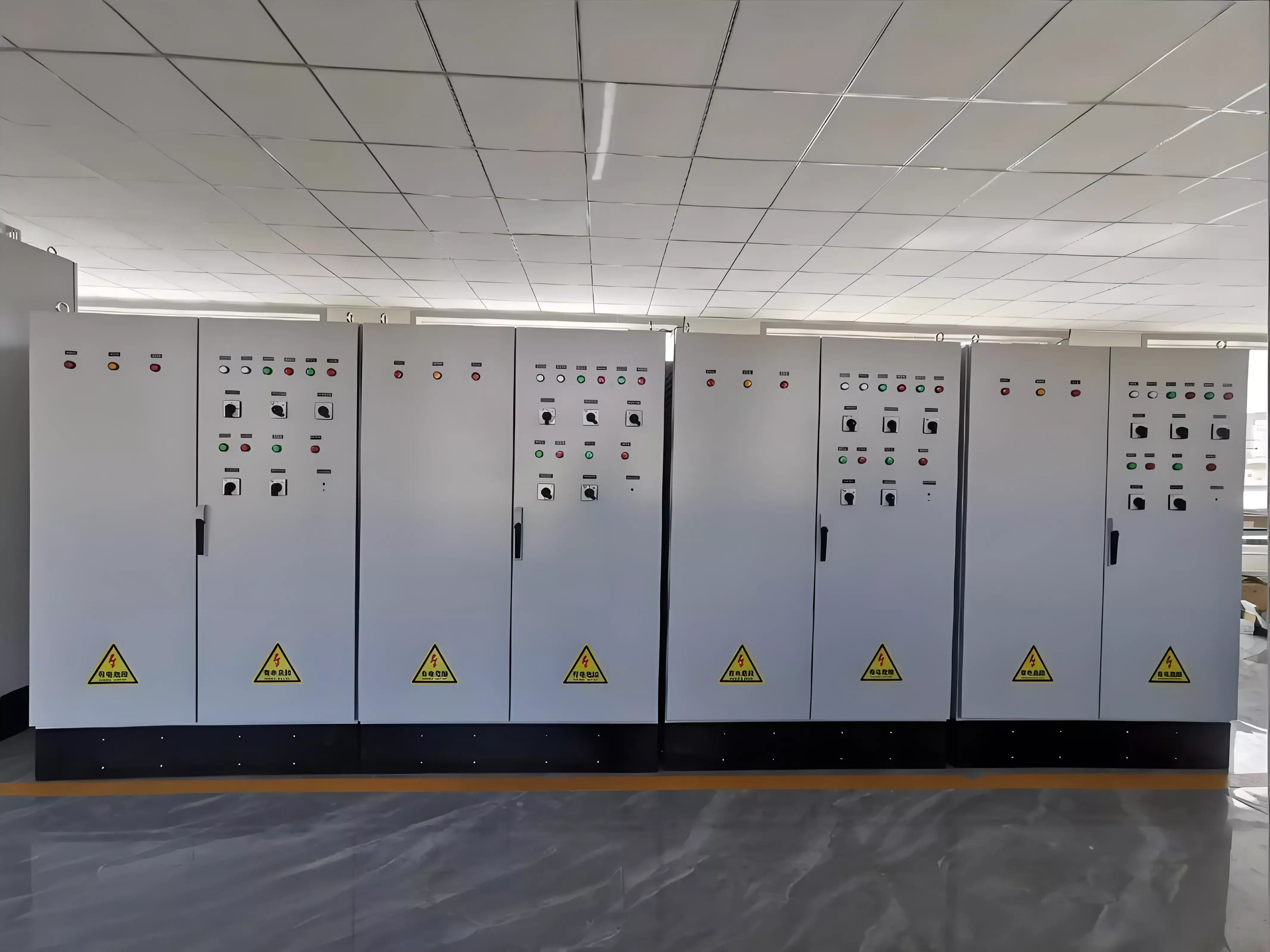 How Does a Distribution Cabinet Ensure Tutus and Efficient Power Distribution?